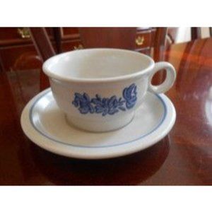 4 Pfaltzgraff Dinnerware Yorktowne 1Y Flat Coffee Cups With Saucers 8 Piece